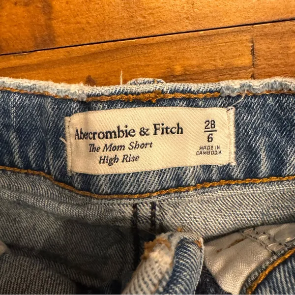 ABERCROMBIE‎ Mom High-Waist Denim Shorts - Image 3