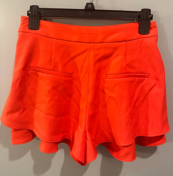 Tailored Ruffle Shorts - Image 4