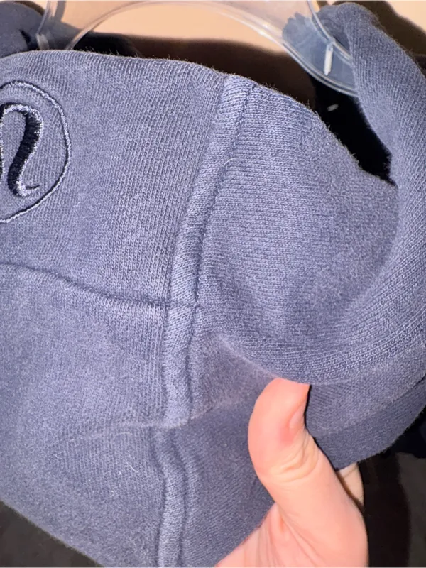 Lululemon Scuba Full-Zip Hoodie in True Navy/Gold - Image 7