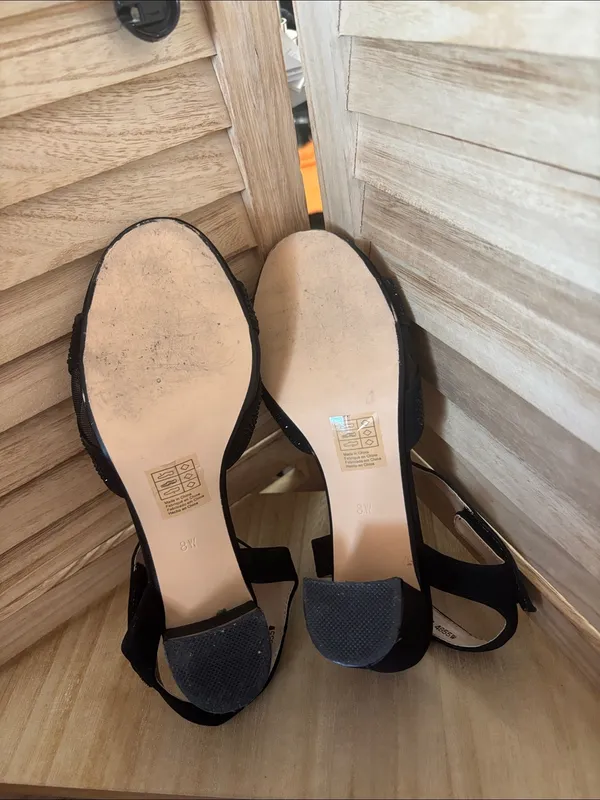 Benjamin Walk Black Crisscross Dressy Sandals 8W - Image 6