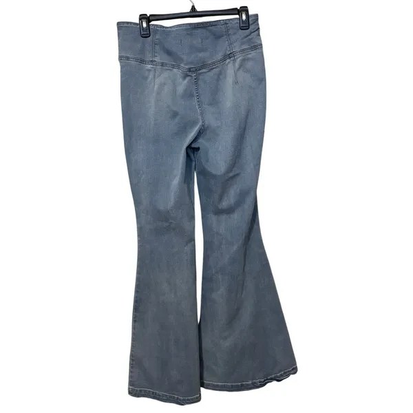 We The Free FP Blue Denim Pull On Venice Flare Jeans Size Large 31 - Image 4