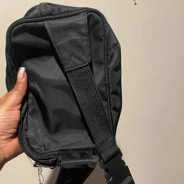 Vintage Walt Disney Black Pooh Waist Bag/ Fanny bag - Image 3