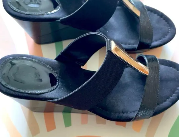 ALFANI Wedge in Black 7.5M - Image 2