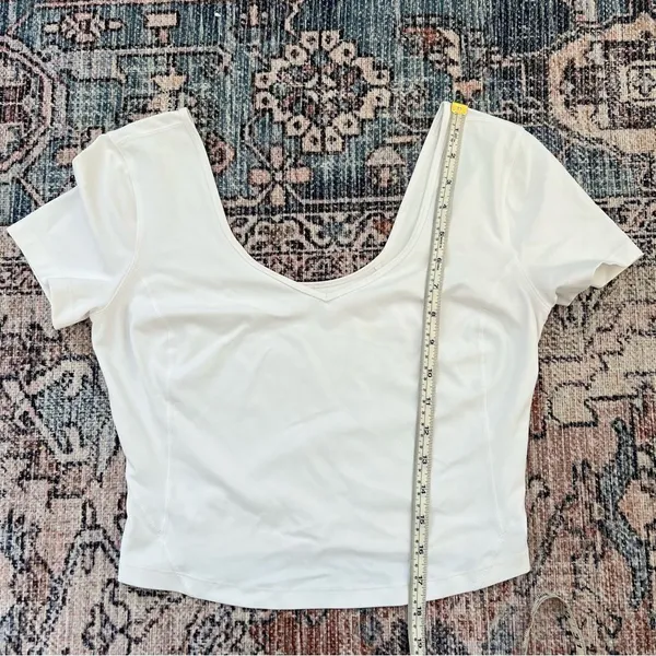 Lululemon Align Tee Short Sleeve Cropped Top White Size 6 V-Neck Open Back Shirt - Image 9
