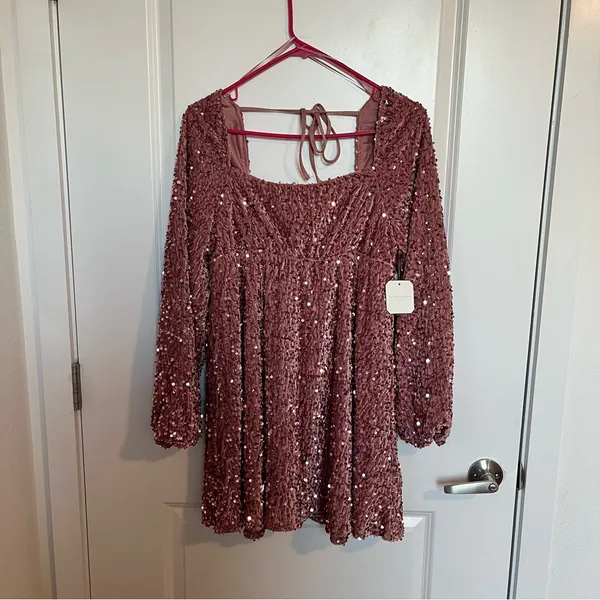 NEW Altar’d State Pink Sequin Holiday Dress Plus Size Medium NWT - Image 4