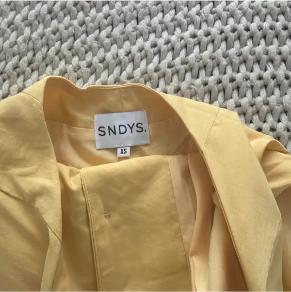 SNDYS Revolve Yellow Halter Mini Dress - Image 4