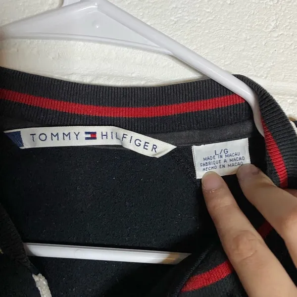 Tommy Hilfiger Black zip up with Sporty Design - Image 4