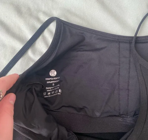 workout top Black - Image 5