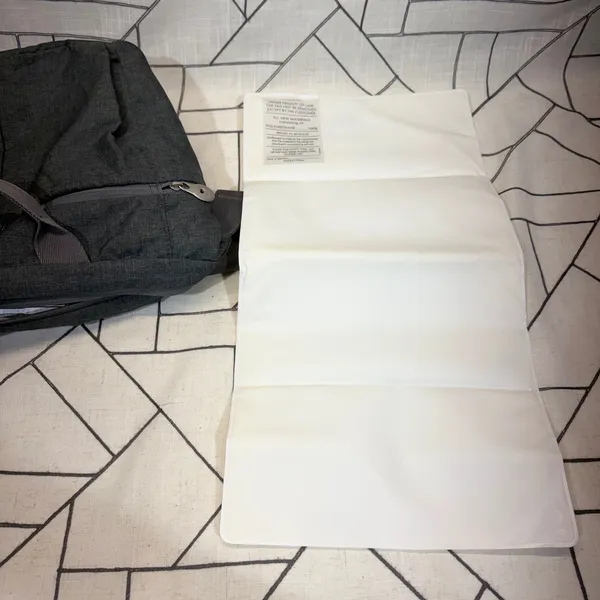 Doona All-Day Diaper Bag One Size Grey Heather Stroller Attachment Changing Mat - Image 9