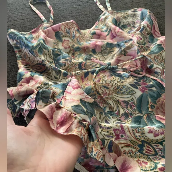 Vintage Victorias Secret Floral Satin Ruffle Teddy Bodysuit Sz Medium‎ - Image 4