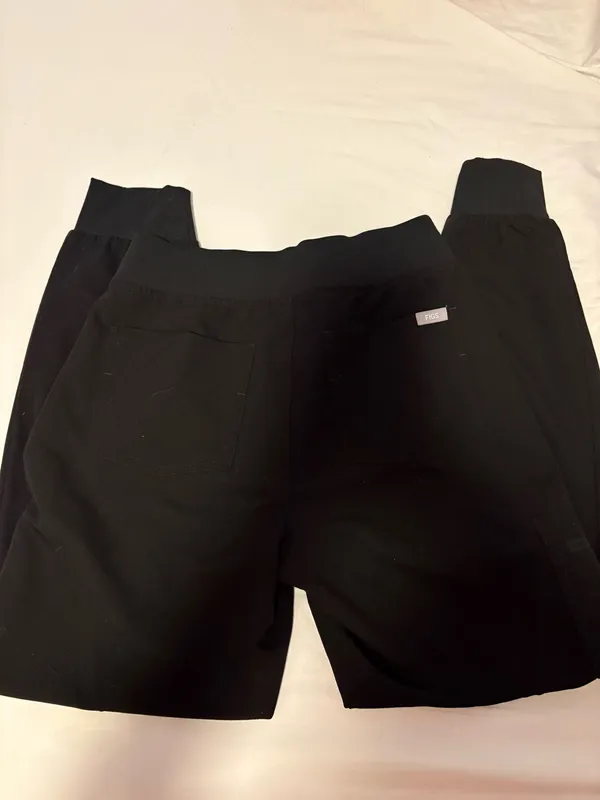 FIGS Scrub Pants Jogger - Image 2