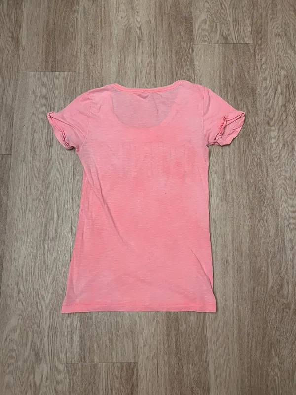 pink shirt - Image 2