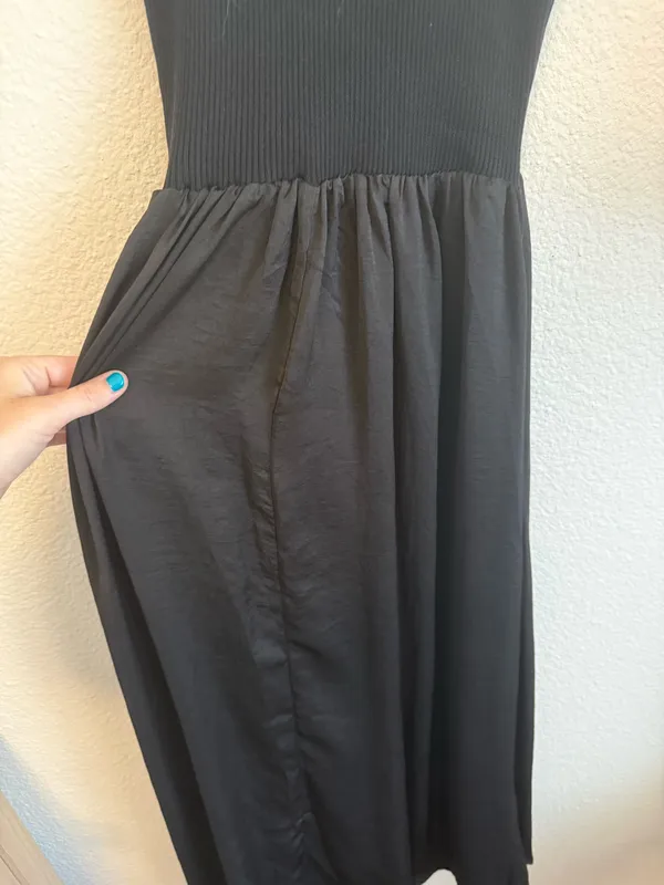 Blu Pepper Mixed Media Knit Midi Dress - Image 8