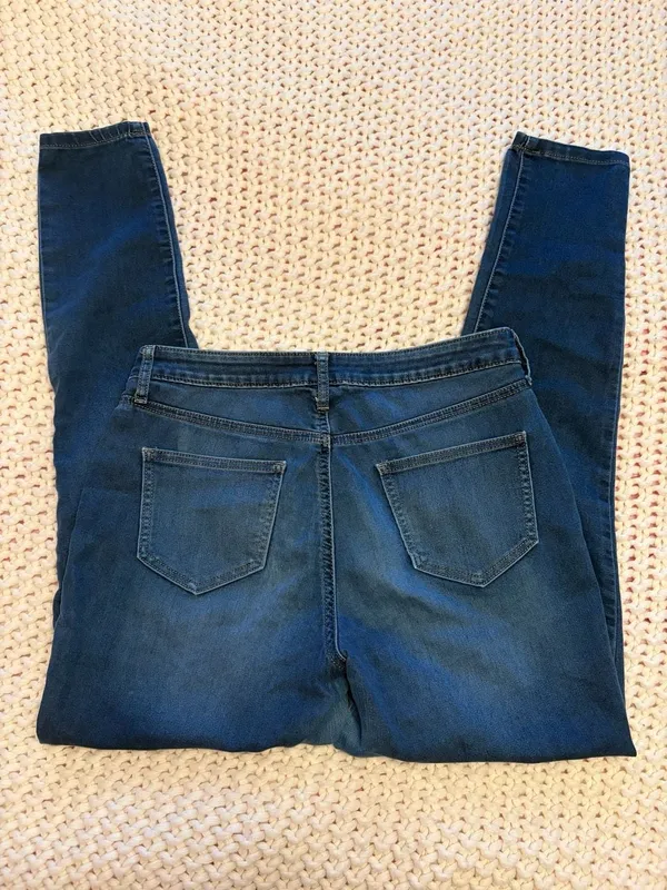 Faded Glory Women's Blue Denim Skinny Jeans Size 6 - Image 3
