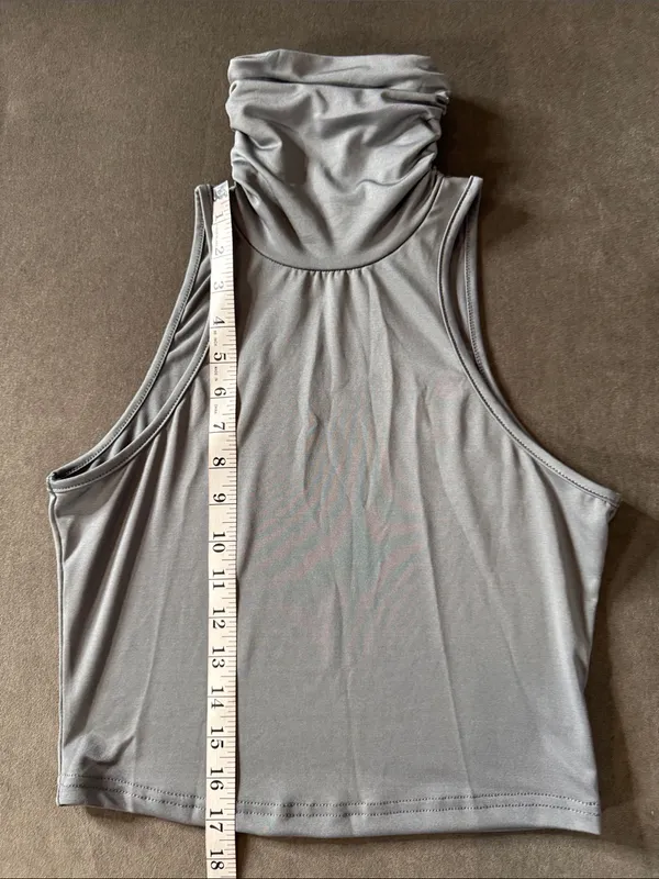 Women’s Sleeveless Grey Turtleneck Top and Matching Skirt Set Size S NEW - Image 5