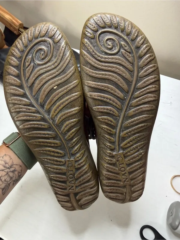 Naot Motu Mary Jane Flats Brown Leather Slip On Comfort Fit Boho Casual Sz 7 - Image 9
