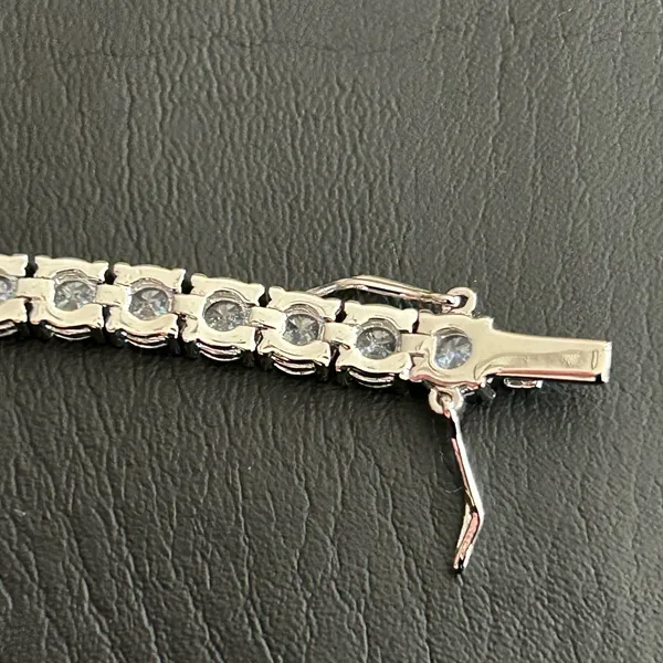 Moissanite Tennis Bracelet VVS1 5mm 7 Inches Silver Brand New - Image 5