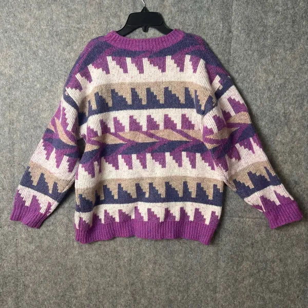 entro Woman’s‎ Large Knit Geometric Patterned Purple chunky pullover Sweater - Image 7