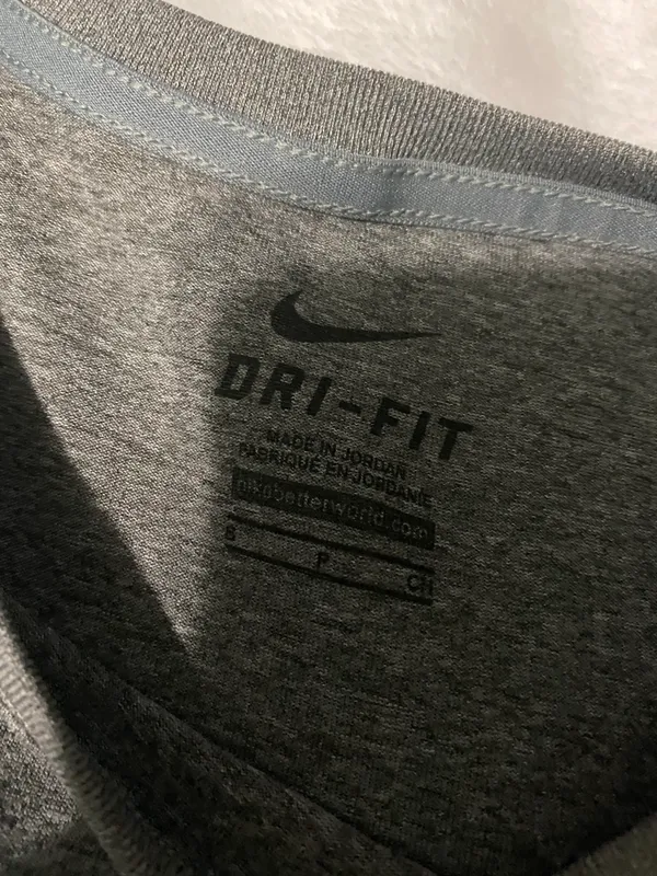 Nike Tshirt - Image 3