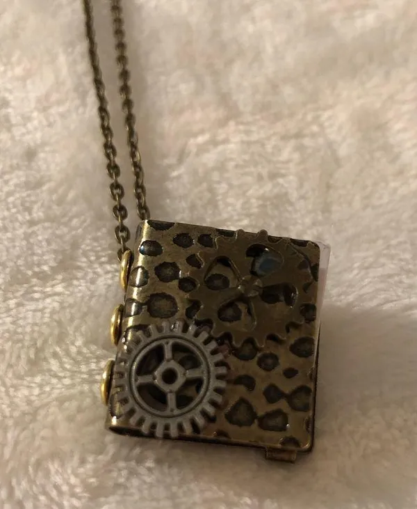 Unique gear medal book necklace, one of the kind - Image 3