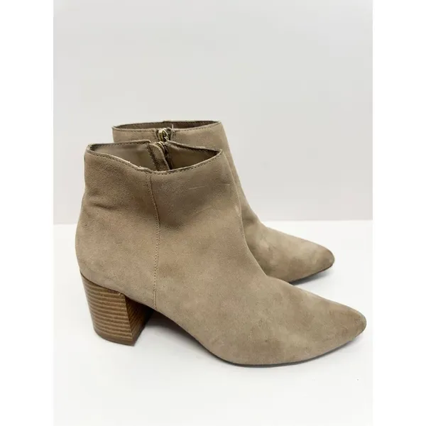Blondo Booties Size 8 Tan Cow Suede Ankle Boots Block Heel Pull On Side‎ Zip - Image 2