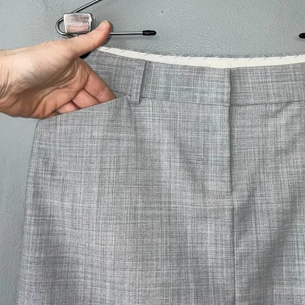 Express Editor Pencil Skirt Size 6 Light Gray Career Office Academia Corpcore - Image 3