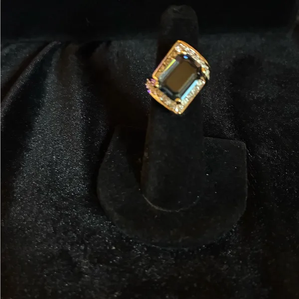 14K Gold Plated Blue Stone Cocktail Ring size 5 - Image 3