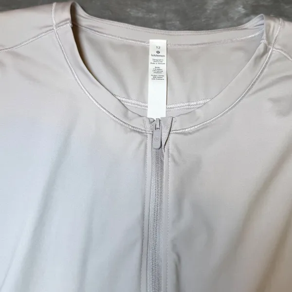Lululemon Womens Size 12 Flash Forward Half-Zip Pullover Athletic Running Shirt - Image 6