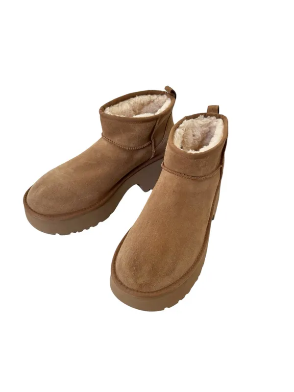 NEW UGG Classic Ultra Mini New Heights Platform Boot Women Size 12 with Flaw - Image 4