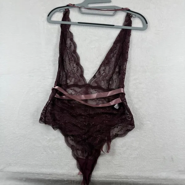 Adore Me Womens Plum Purple‎ Floral Lace Teddy Bodysuit Deep V-Neck Large NWOT - Image 2