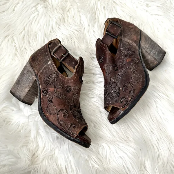 Farylrobin Lorna Embroidered Leather Open Toe Bootie Sz 7.5 - Image 9