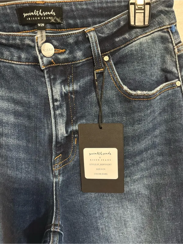 #76 NWT Socialthreads Risen Mila High Rise Full Length Straight Jeans Size 9/29 - Image 7