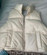 Vest Photo 0