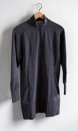 Lululemon Quarter Zip Long Sleeve Athletic Dress Charcoal Gray Thumbholes size 4 Photo 0