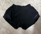 Lululemon hotty Hot Shorts 2.5" Low-Rise Photo 0