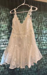 Elliatt Dress White Midi Photo 0