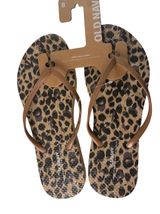 Old Navy Leopard Print Flip Flops with Brown Straps Sz 7 New With Tag Photo 0