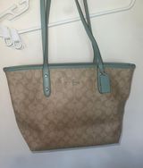 Purse Photo 0