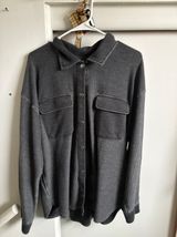 Thin Gray Sweater Photo 0