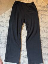 Vuori Sedona Straight Leg Black Relaxed Sweatpants Photo 0