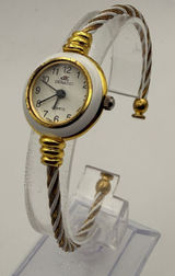 Vintage Denacci Women's Two-Tone Twisted Cable Bangle Watch New Battery Photo 0