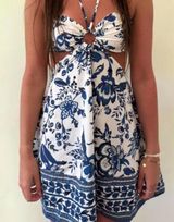 blue floral vacation dress Photo 0