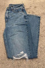 American Eagle mom jeans  Photo 0