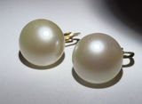 Vintage Signed 80s 90s‎ Ciner Faux Pearl Cabochon Gold Tone Clip-on Earrings Photo 0