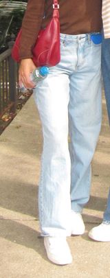 Abercrombie High-Rise Jeans Loose Curve Love Photo 0