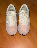New Balance 237 Women’s Sneakers Photo 0