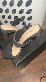 Black Heels Photo 0