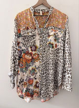 Anthropologie Pilcro Women's Button Down blouse Animal Floral Print M Photo 0