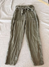 Abercrombie & Fitch Women S Olive Green Paperbag Waist Utility Tapered Pants Tie Photo 0