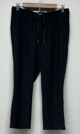 Lululemon On The Fly Crop Travel Woven Pants Black 23" Work Career Office Size 8 Photo 0